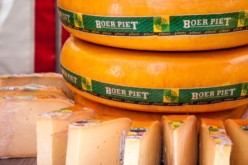 Free Image of dutch gouda cheese 