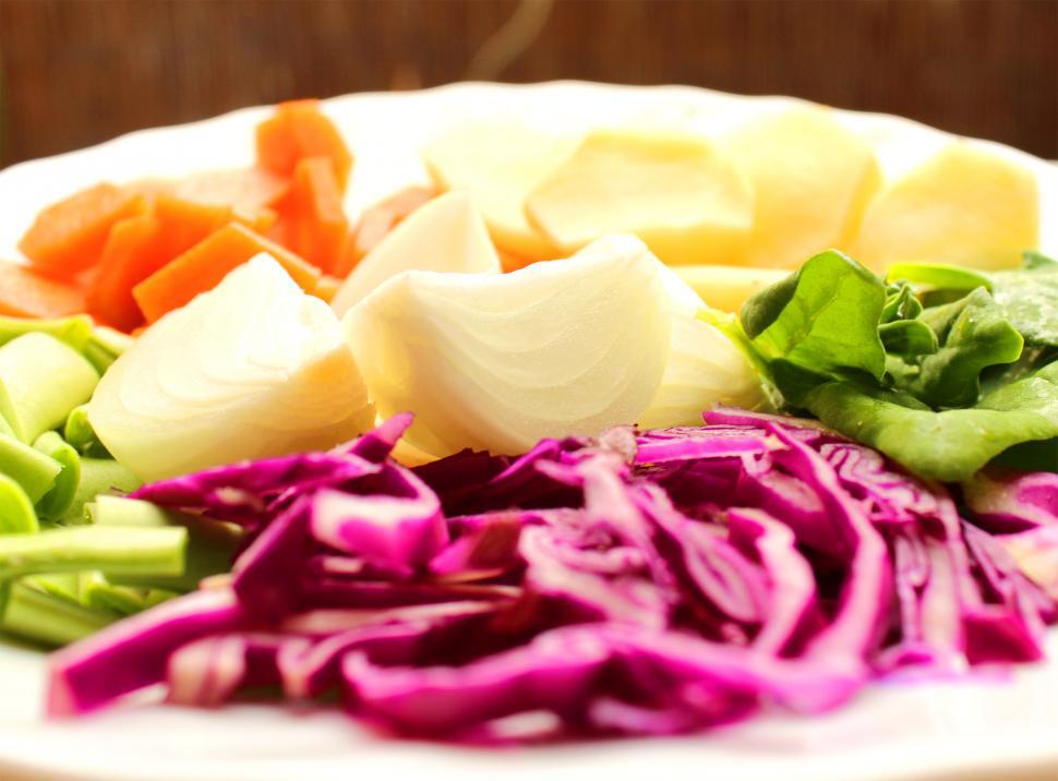 Free Image of Red cabbage and other basic soup ingredients 