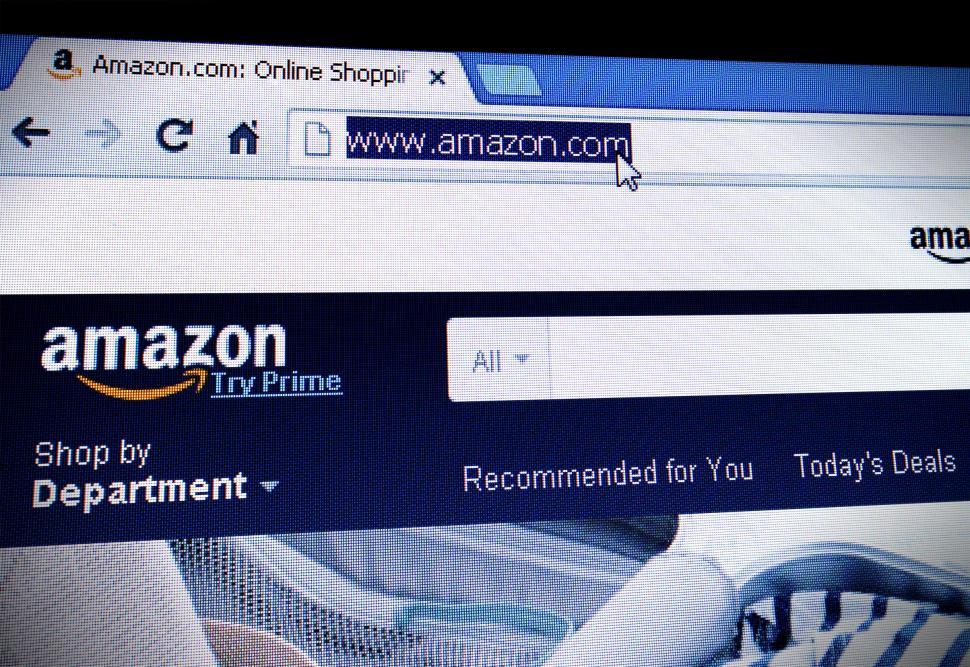 Free Image of Shopping - Amazon.com homepage on the screen 