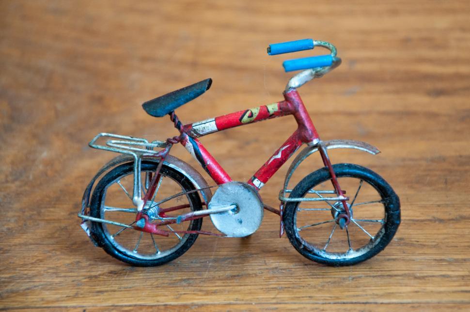 Free Image of Craft bicycle made by aluminium 