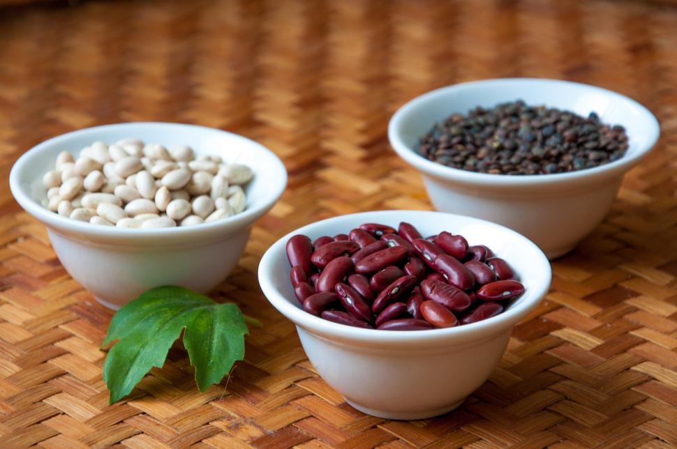 Free Image of red beans, white beans and lentils 