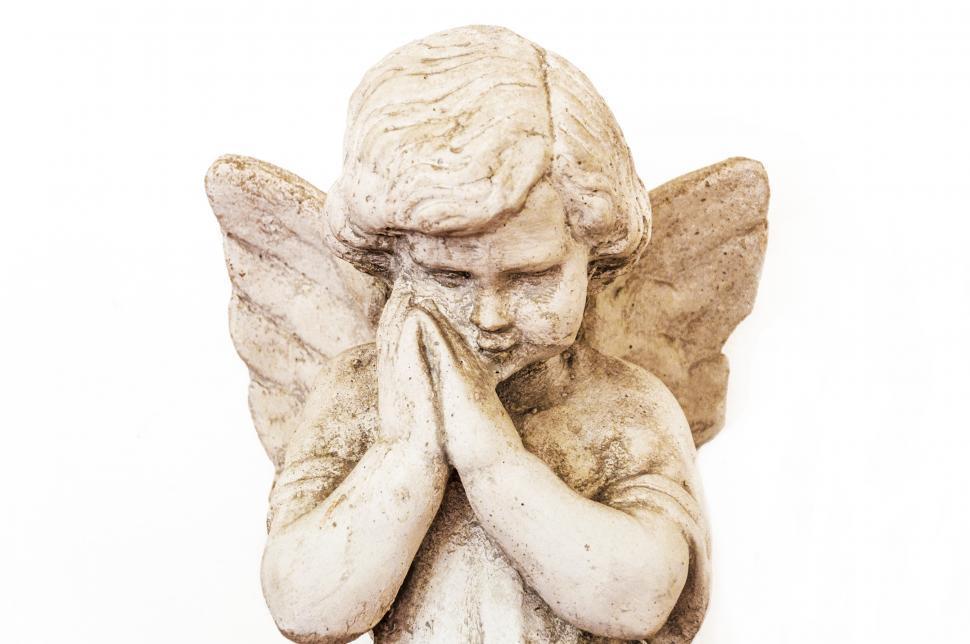 Free Image of angelic statue 