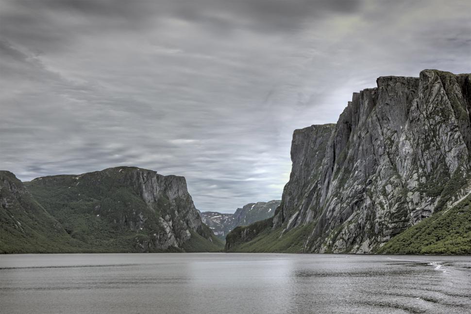 Free Image of Cloudy Day at Western Brook Pond 