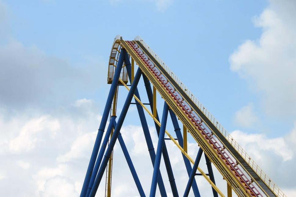 Free Image of Closed roller coaster 