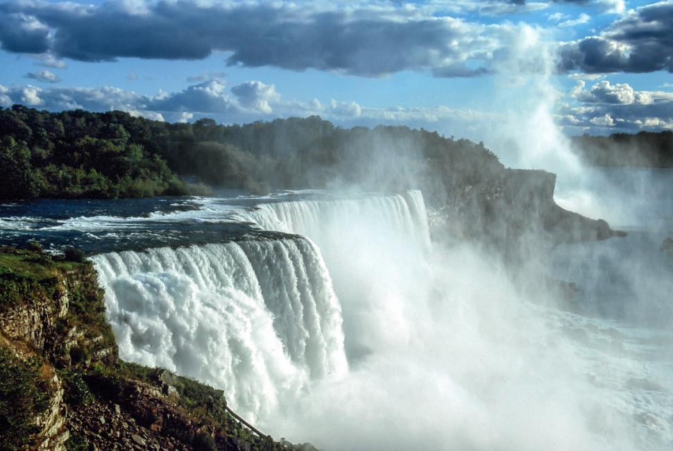 Free Image of Niagara Falls 