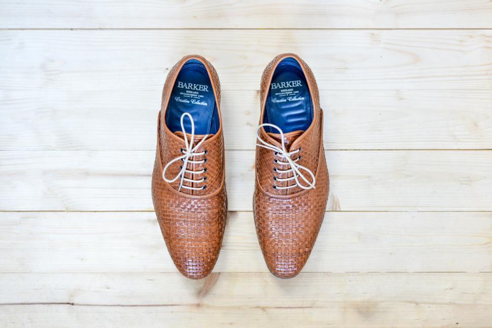 Free Image of Stylish brown shoes 