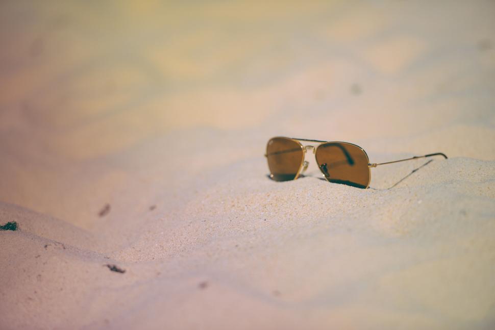 Free Image of Sunglasses on the beach 