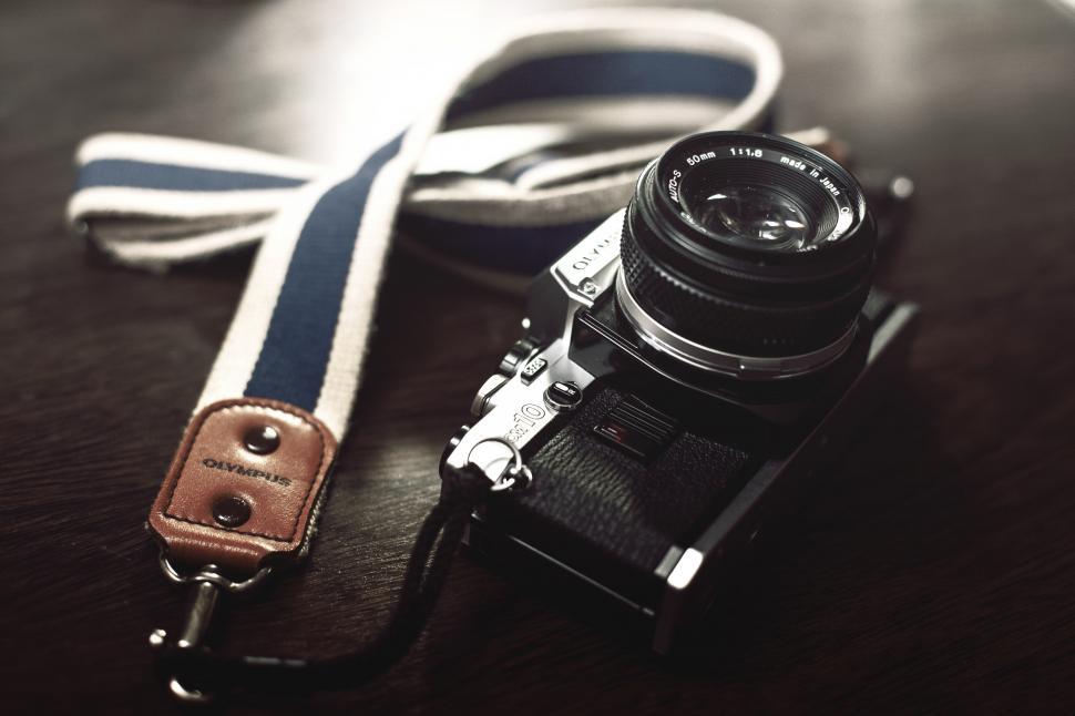 Download Free Stock Photo of Vintage camera 