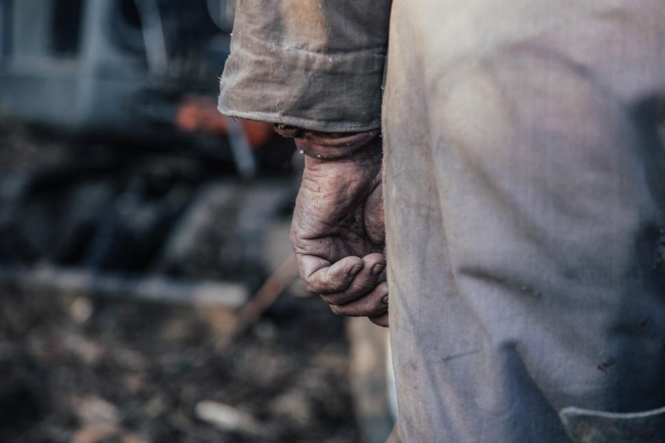 Free Image of Hand of a worker 