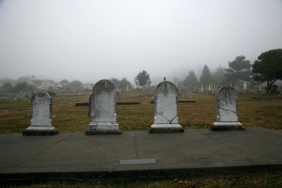 Free Image of Family grave plot 