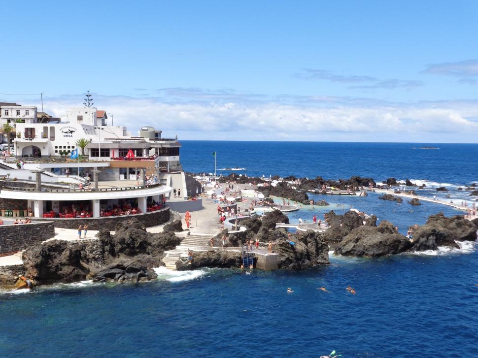 Free Image of Madeira natural swimming pool resort 