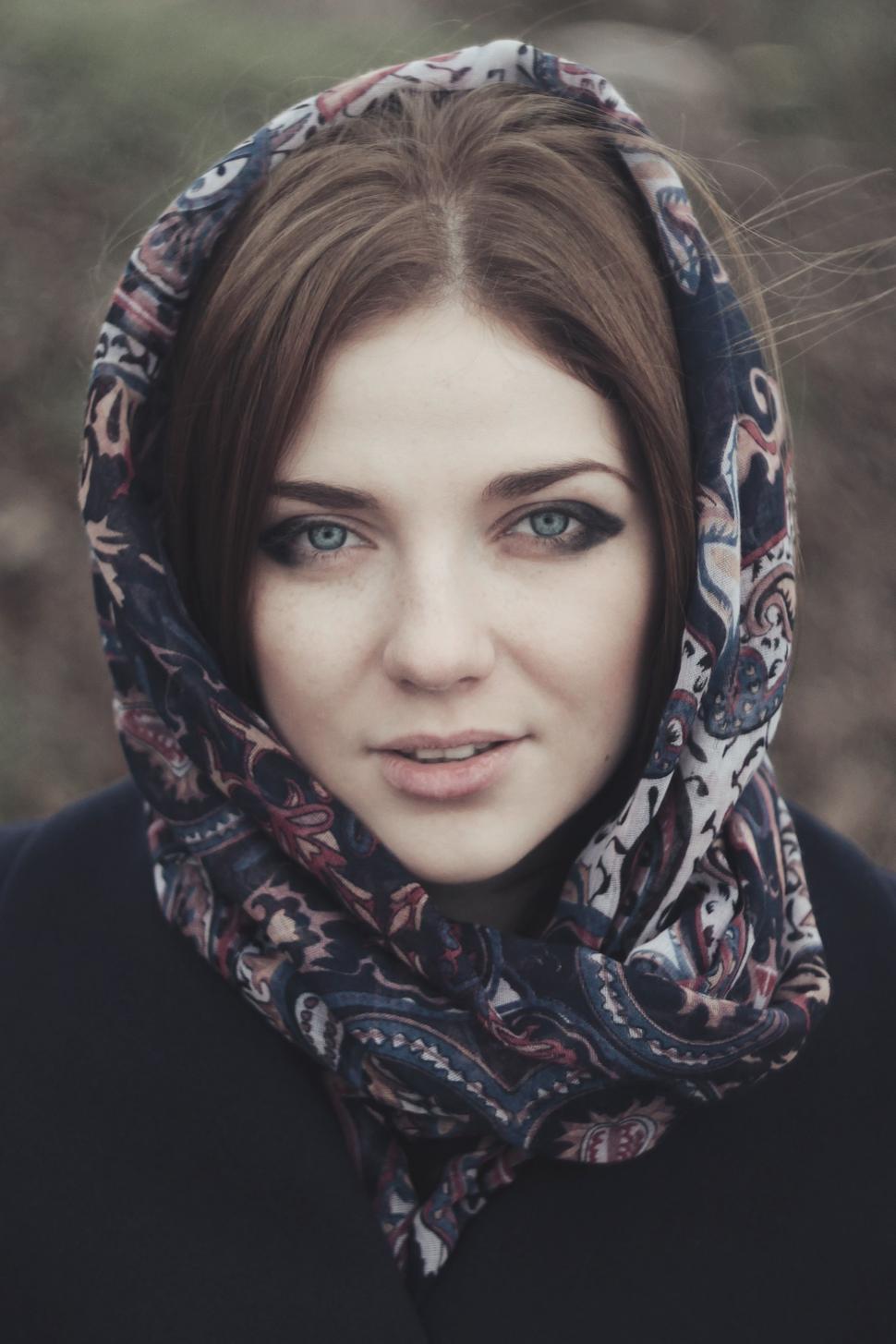 Free Image of Woman Wearing Headscarf 