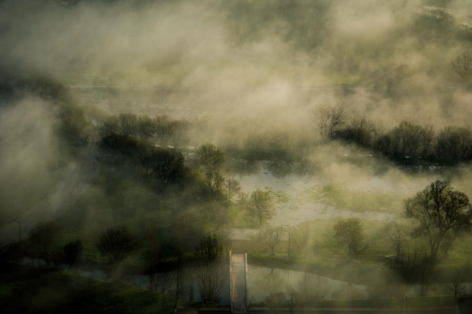 Free Image of Misty Landscape in Monochrome 