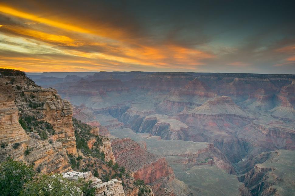 Free Image of Majestic Sunset Over the Grand Canyon 
