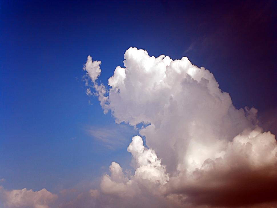 Free Image of The cloud 