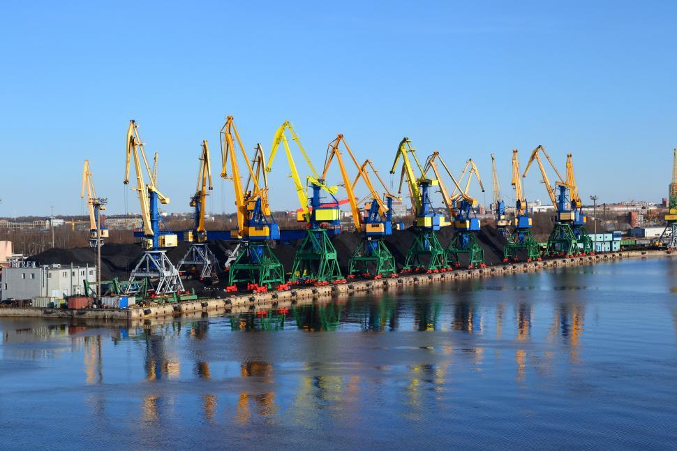 Free Image of Cranes in Riga 