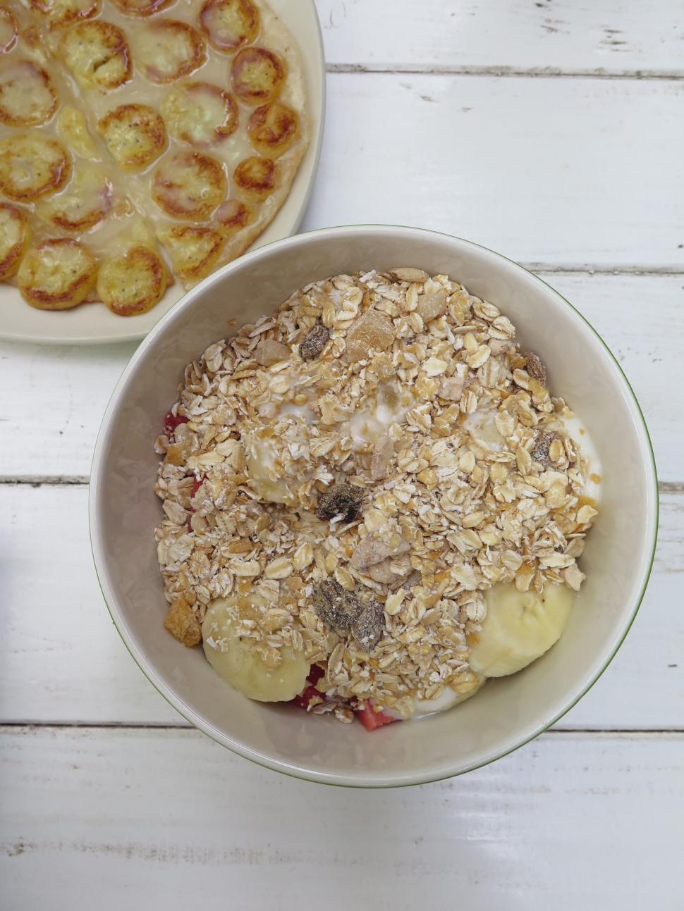 Free Image of Oatmeal and Fruit Bowls 