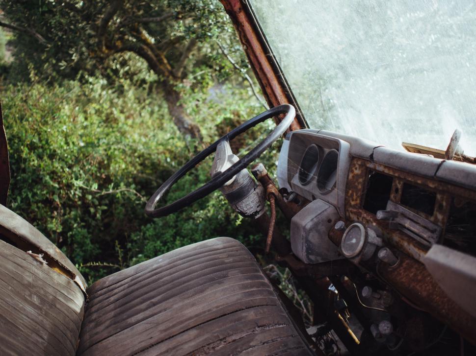 Free Image of Inside View of Vintage Truck 