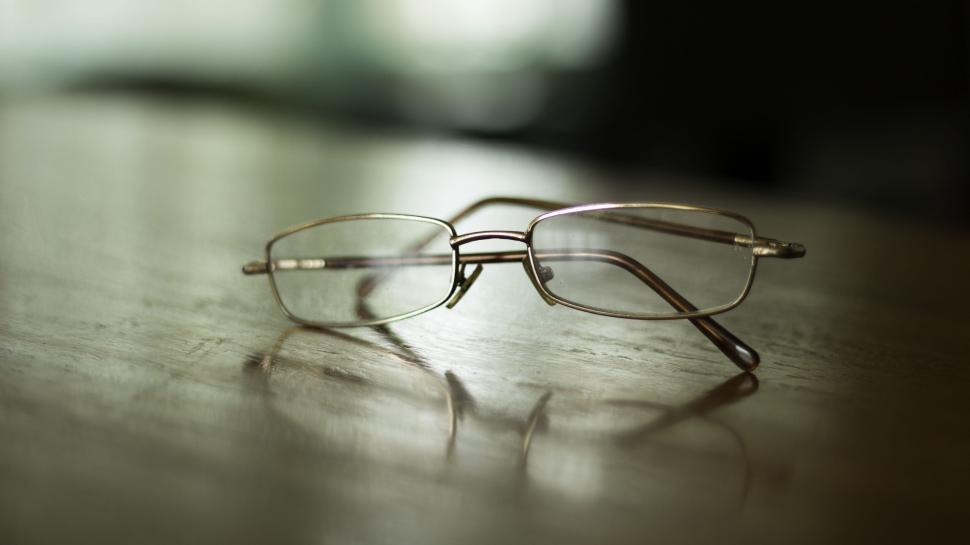 Free Image of Glasses on Wooden Table 