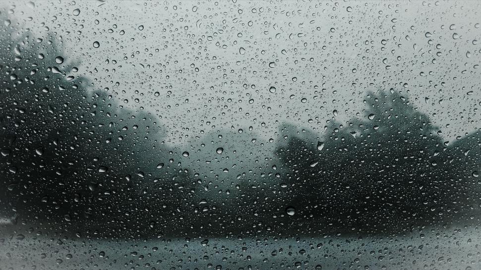 Free Image of Rain on Window 