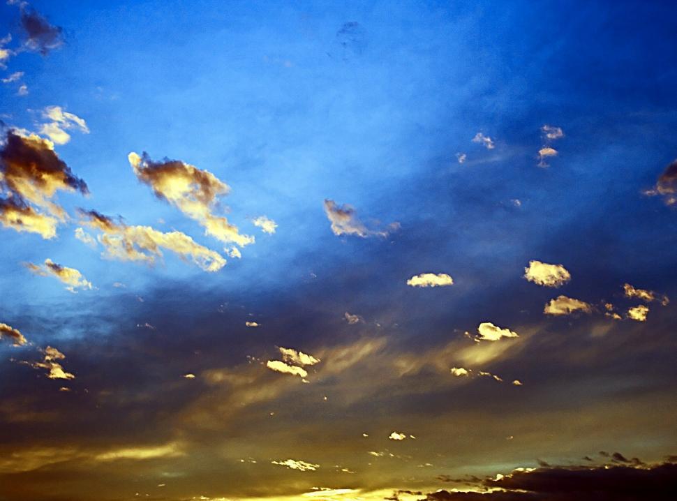 Free Image of Yellow clouds 