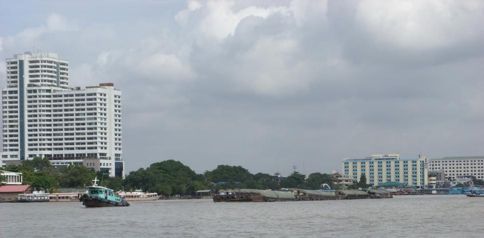 Free Image of Chao Phraya River in Bangkok  
