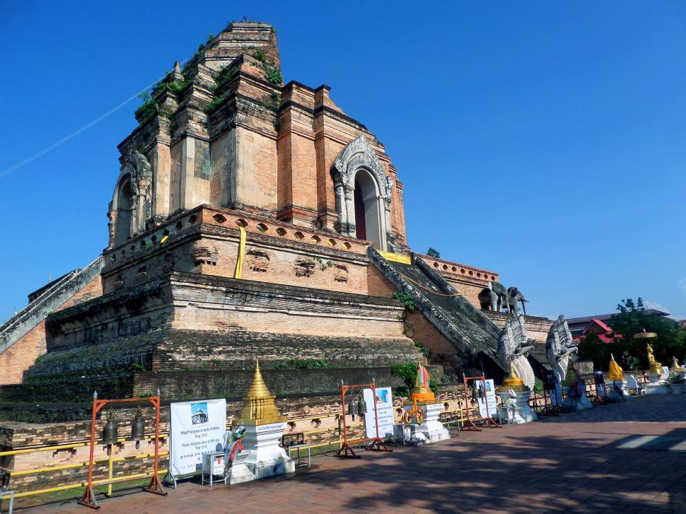 Free Image of Chedi Luang Ancient Buddhist Pagoda in Thailand  