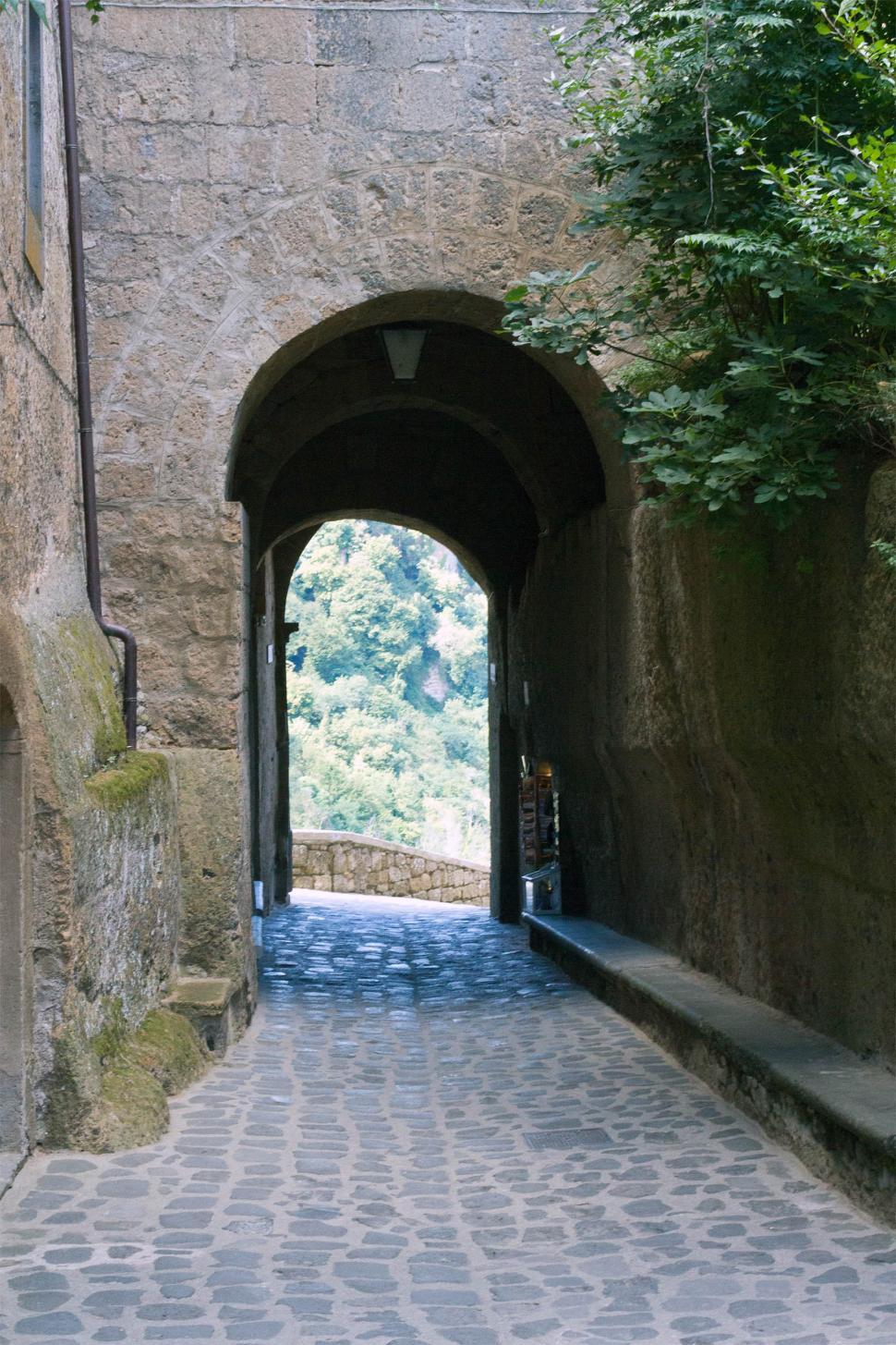 Free Image of City Arches 
