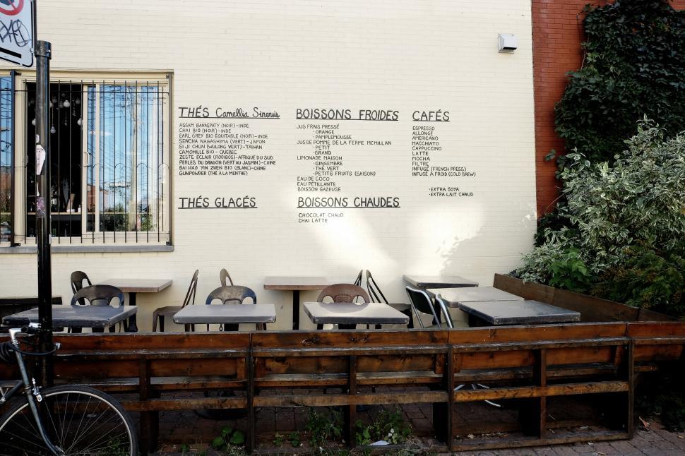Free Image of Outdoor cafe 
