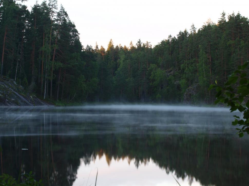 Free Image of Finnish lake  