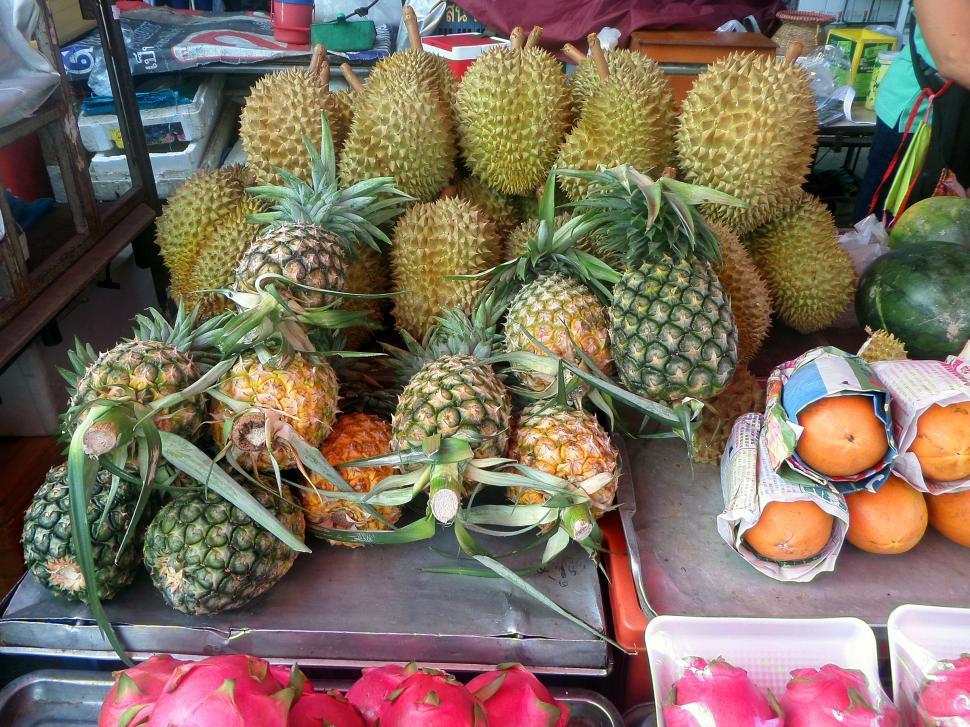 Free Image of Tropical fruits stall 