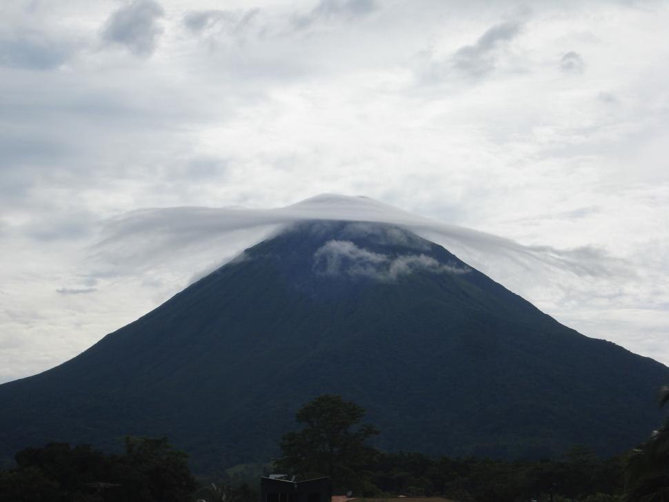 Free Image of Arenal volcano  