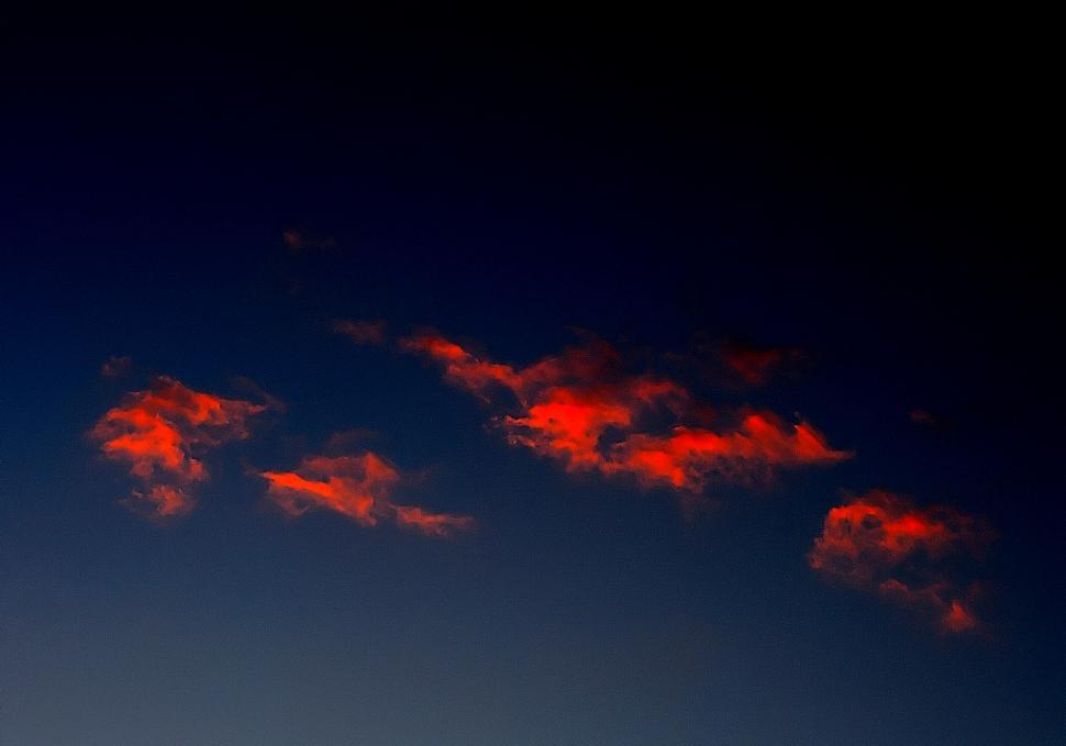 Free Image of Night clouds 