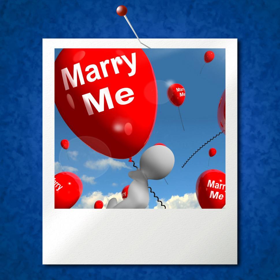 Free Image of Marry Me Balloons Photo Represents Engagement Proposal for Lover 