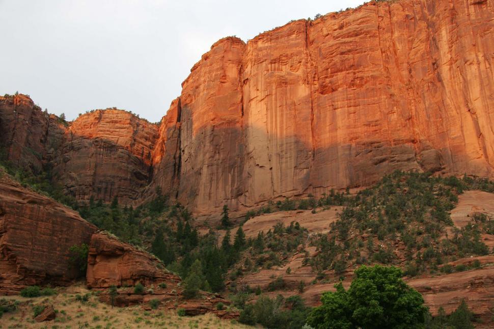 Free Image of cliff cliffs canyon de chelly chelly canyon de arizona indian native american monument national navajo southwest walls valley floor drainage 
