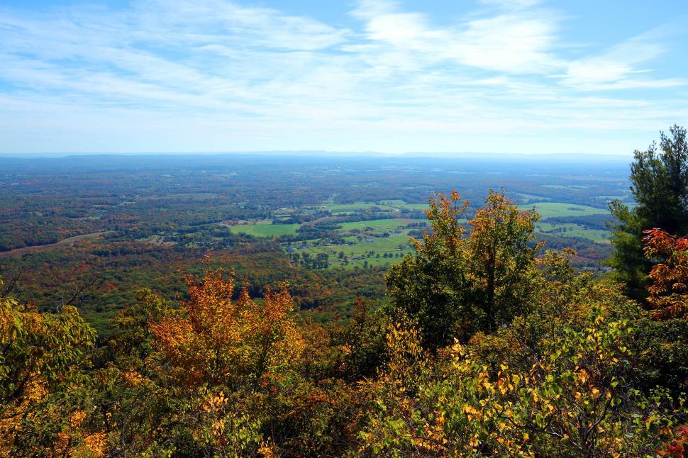 Free Image of Valley View Along a Trail at Minnewaska State Park Preserve 