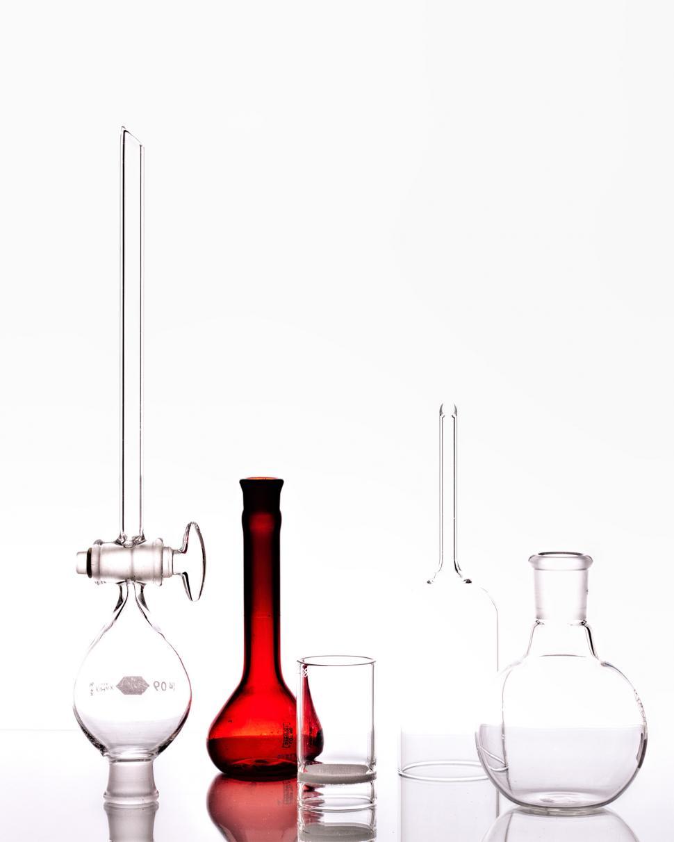 Free Image of Chemistry Experimental Glassware 