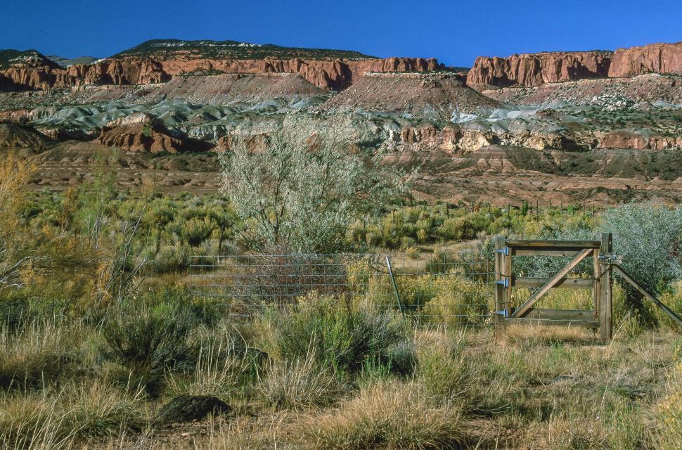 Free Image of Gate, Capitol Reef National Park 