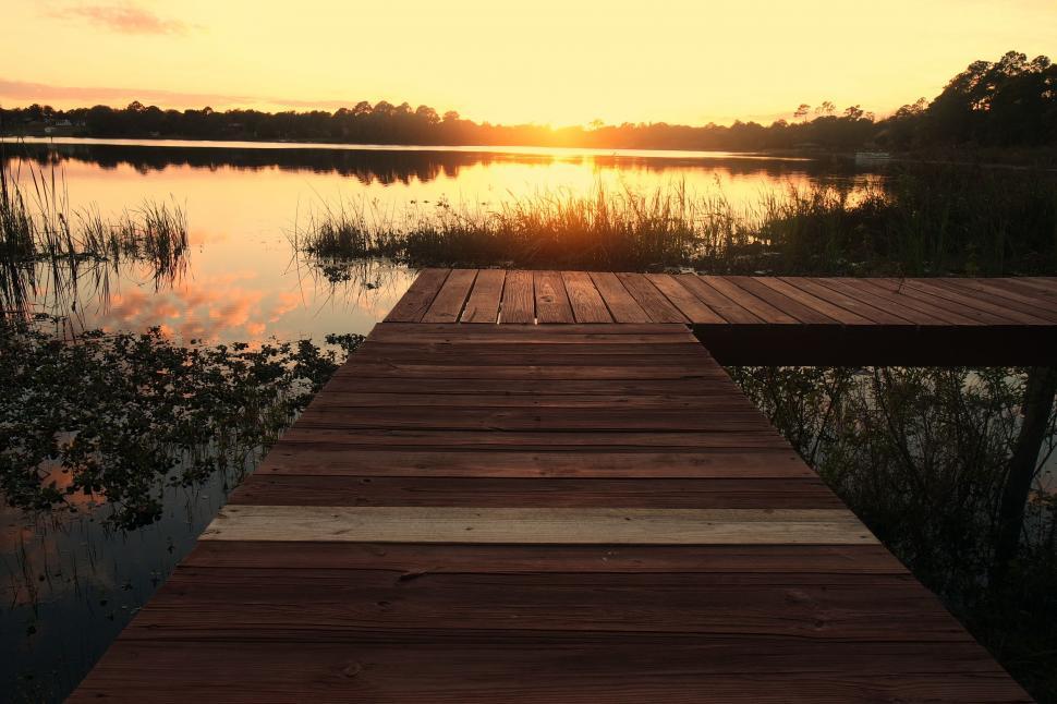 Free Image of Wooden Dock by Water 
