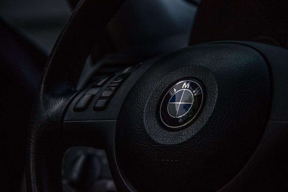 Free Image of Close-Up of a Steering Wheel in a Car 