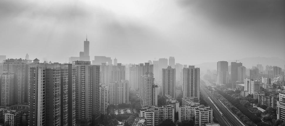 Free Image of Urban Skyline in Monochrome 