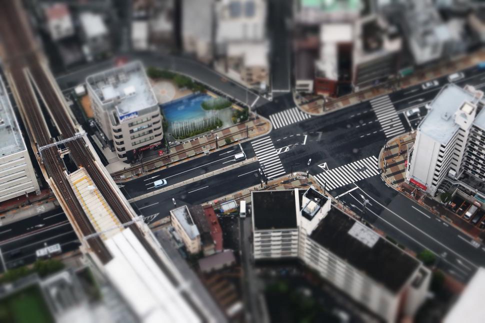 Free Image of Aerial View of Busy City With Heavy Traffic 