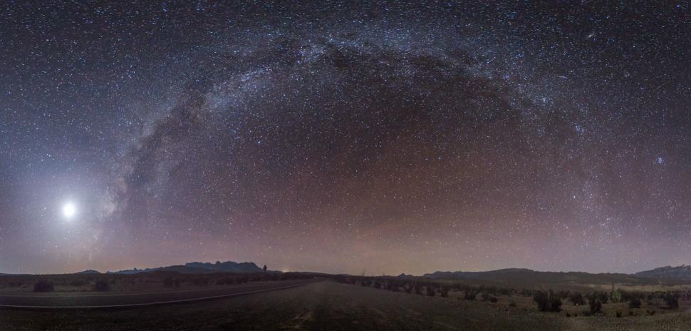 Free Image of A Glimpse of the Night Sky With Stars and the Milky Way 
