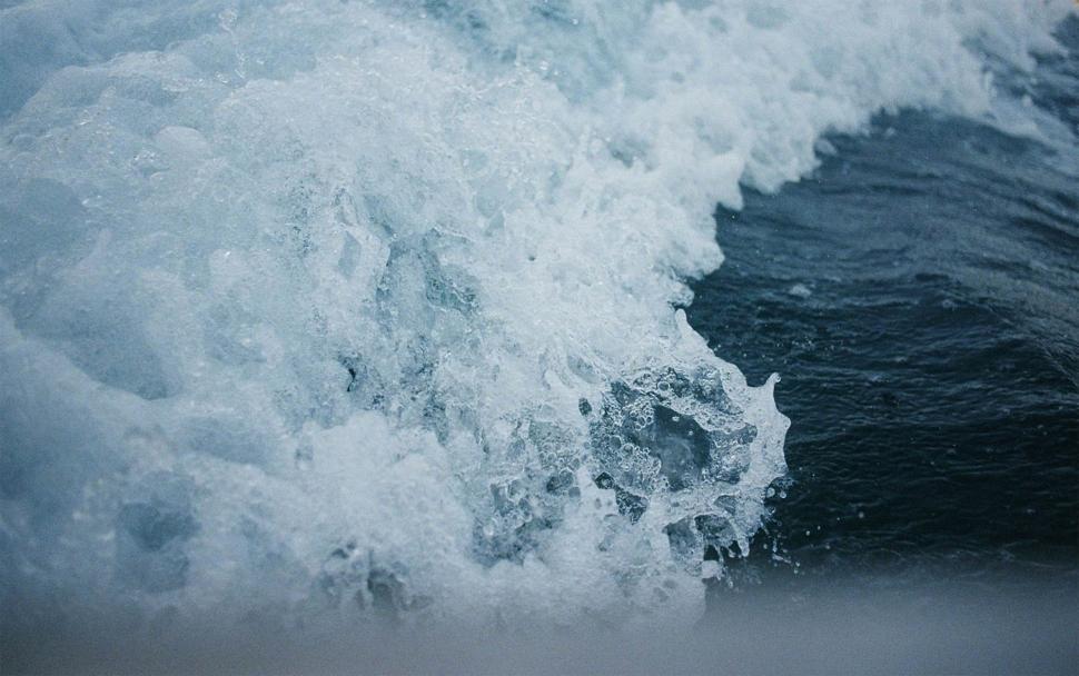 Free Image of Close-Up of a Wave in the Ocean 