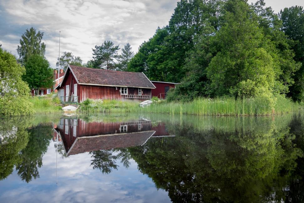 Free Image of Red House on Lake by Forest 