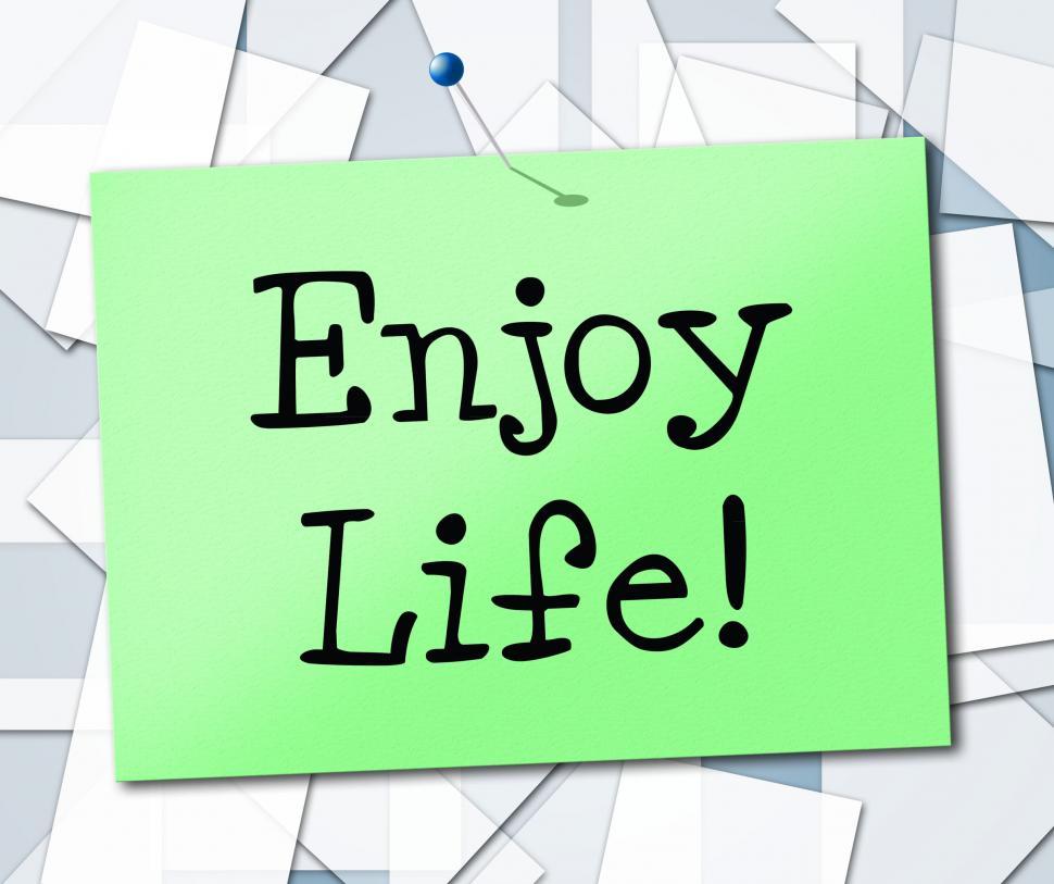 Free Image of Enjoy Life Represents Lifestyle Living And Cheerful 
