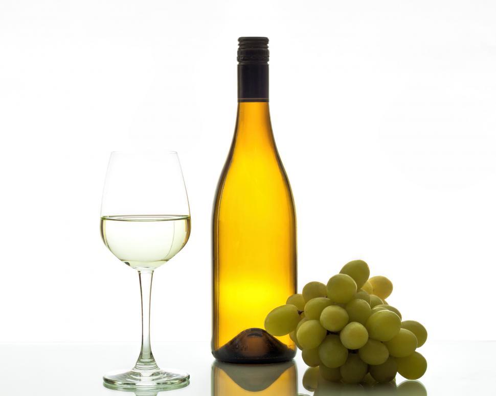 Free Image of Wine with glass bottle and grapes 