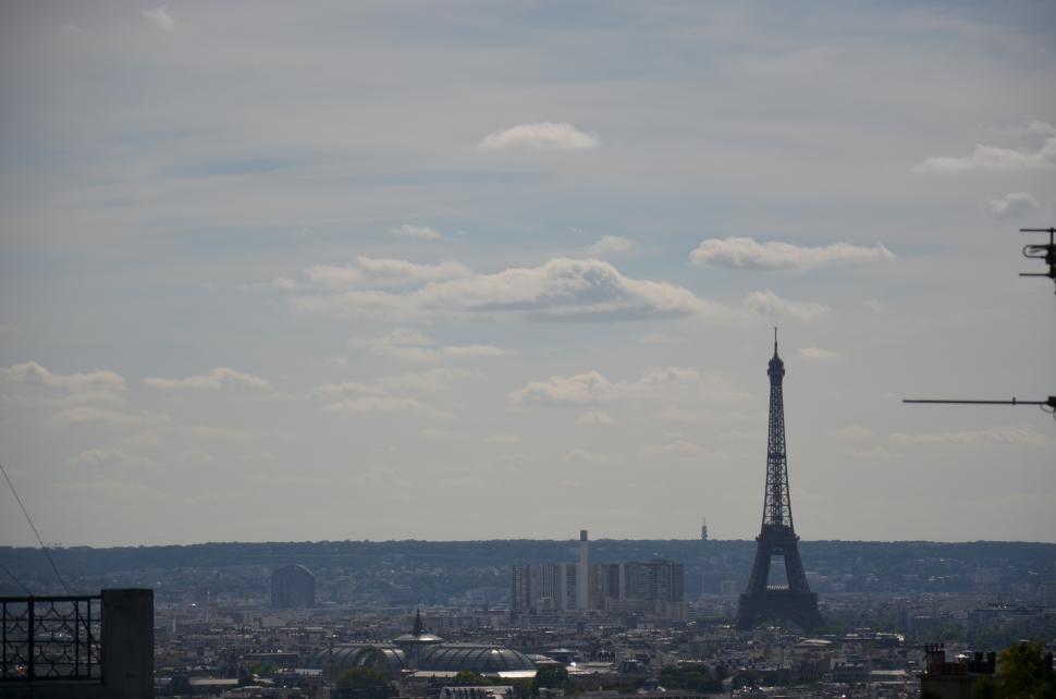 Free Image of Distant Eiffel tower, Paris, France 