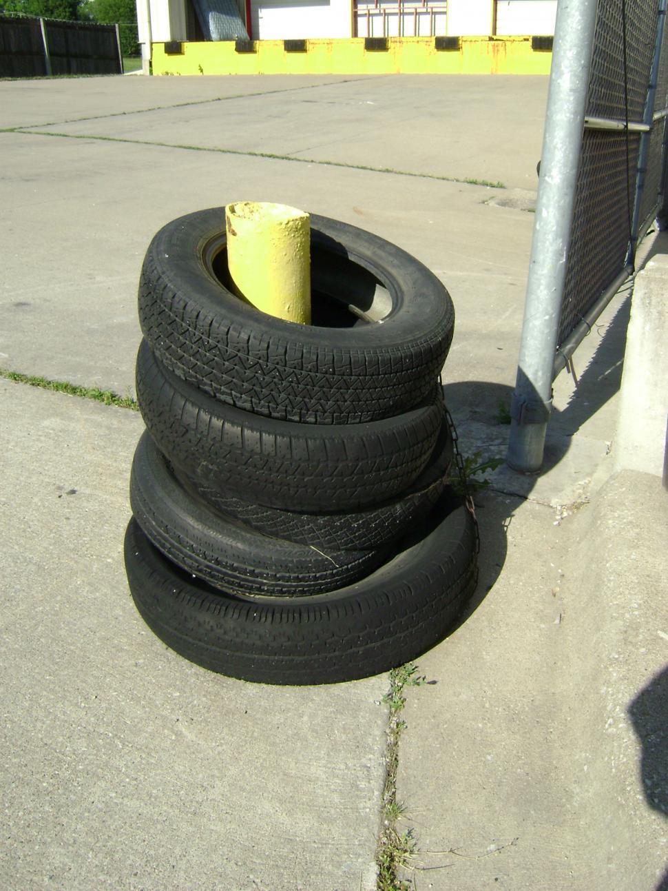 Free Image of Tire Stack 
