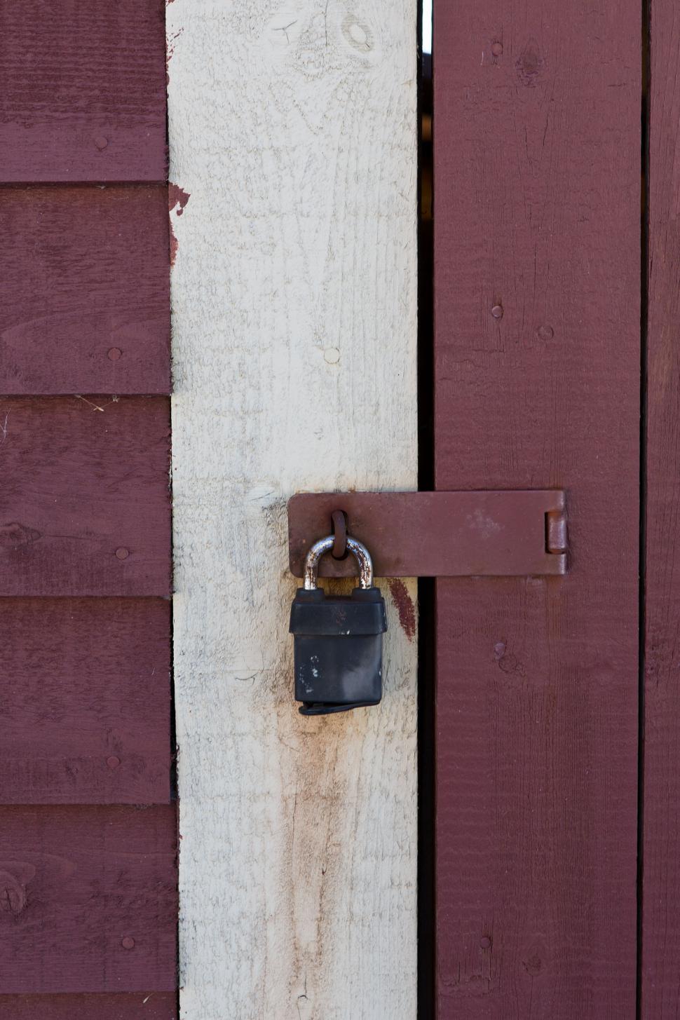 Free Image of Door with Lock 
